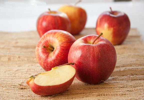 Apple - Seb - Malus Domestica Borkh - Therapeutic Uses and Benefits